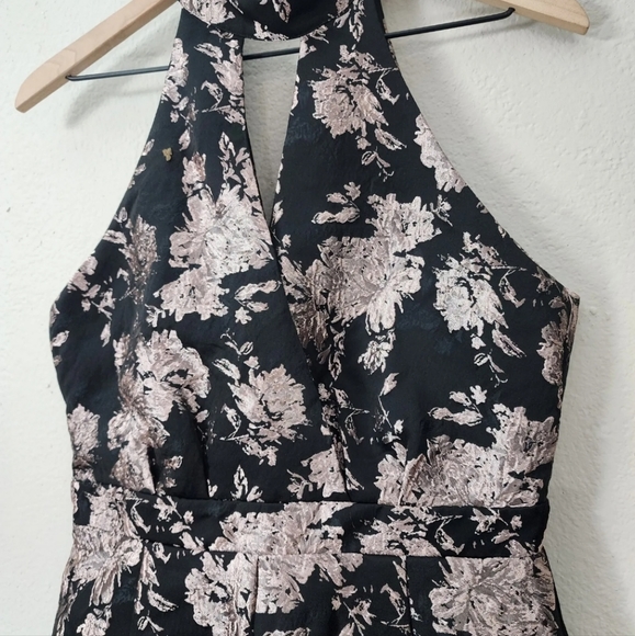 NWOT • Lulu's • Brocade Romper - Picture 6 of 13